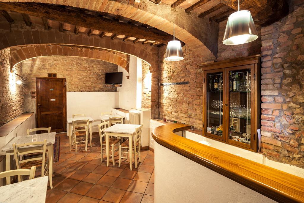 Hotel Porta Romana Di Luce Hotels Сієна Екстер'єр фото