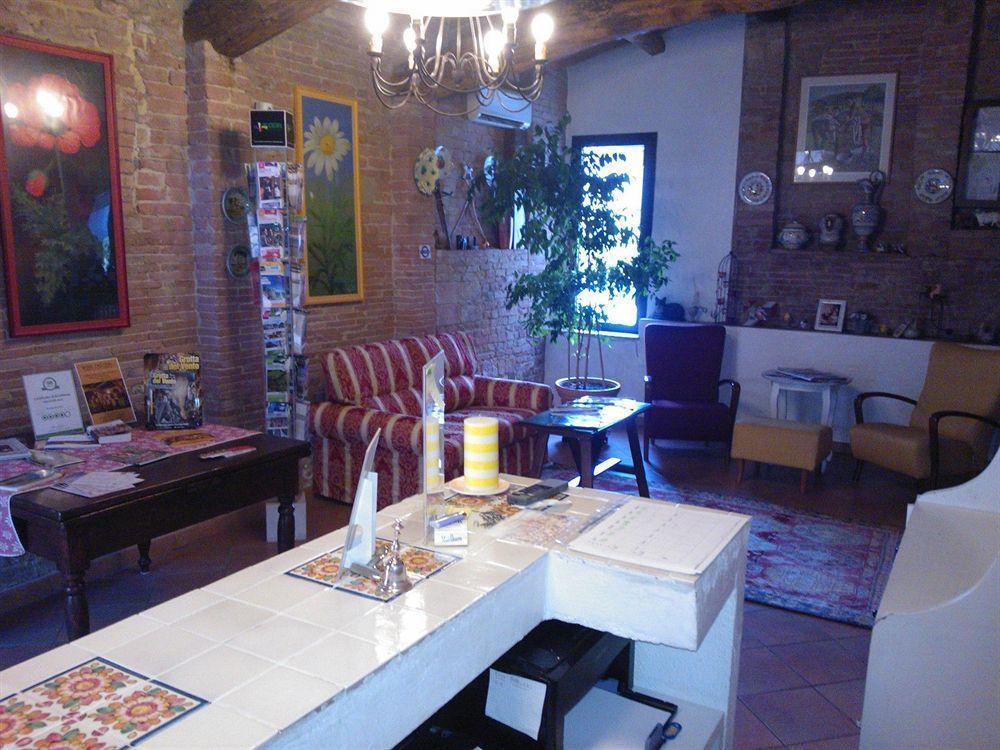 Hotel Porta Romana Di Luce Hotels Сієна Екстер'єр фото