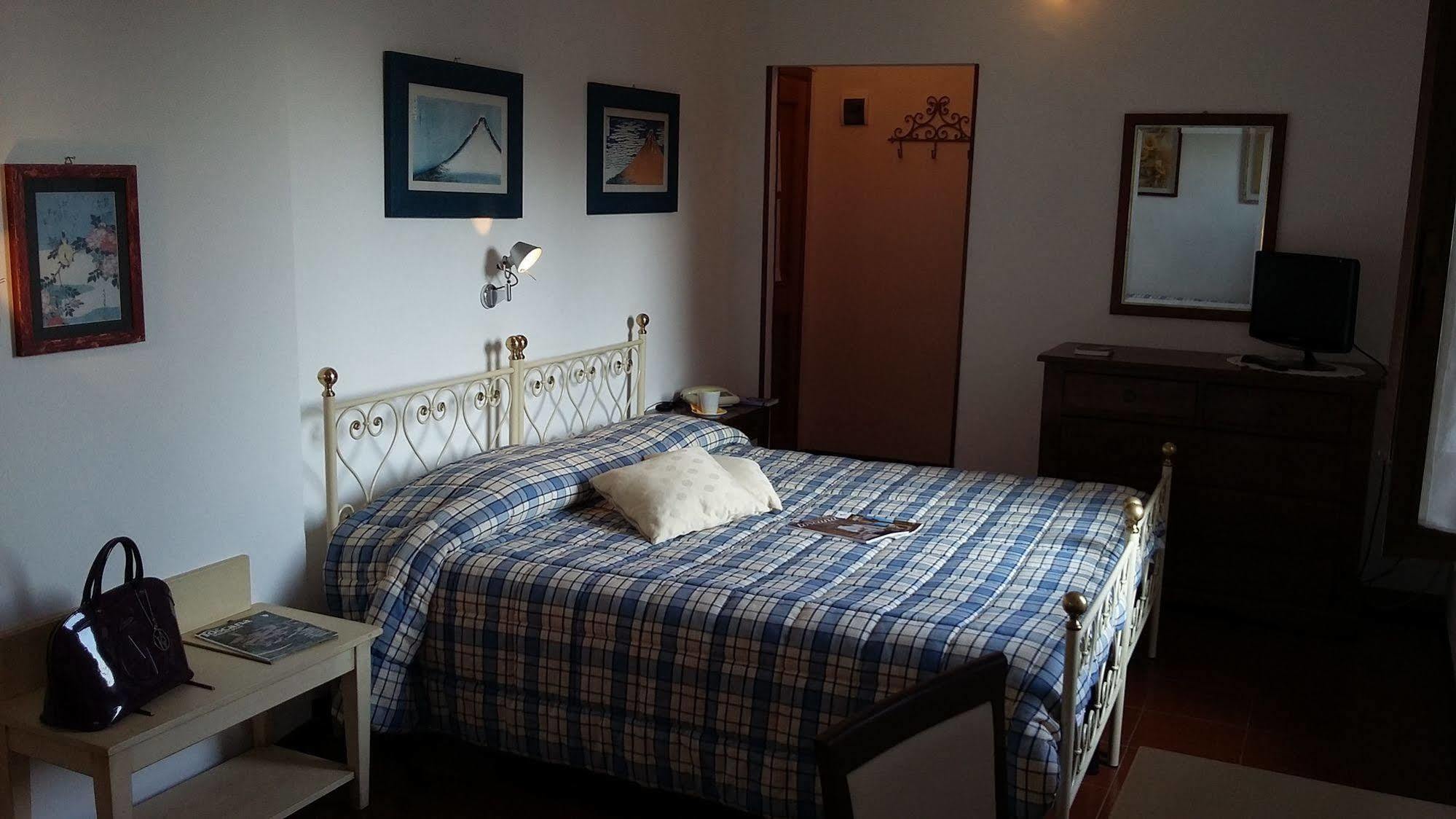 Hotel Porta Romana Di Luce Hotels Сієна Екстер'єр фото