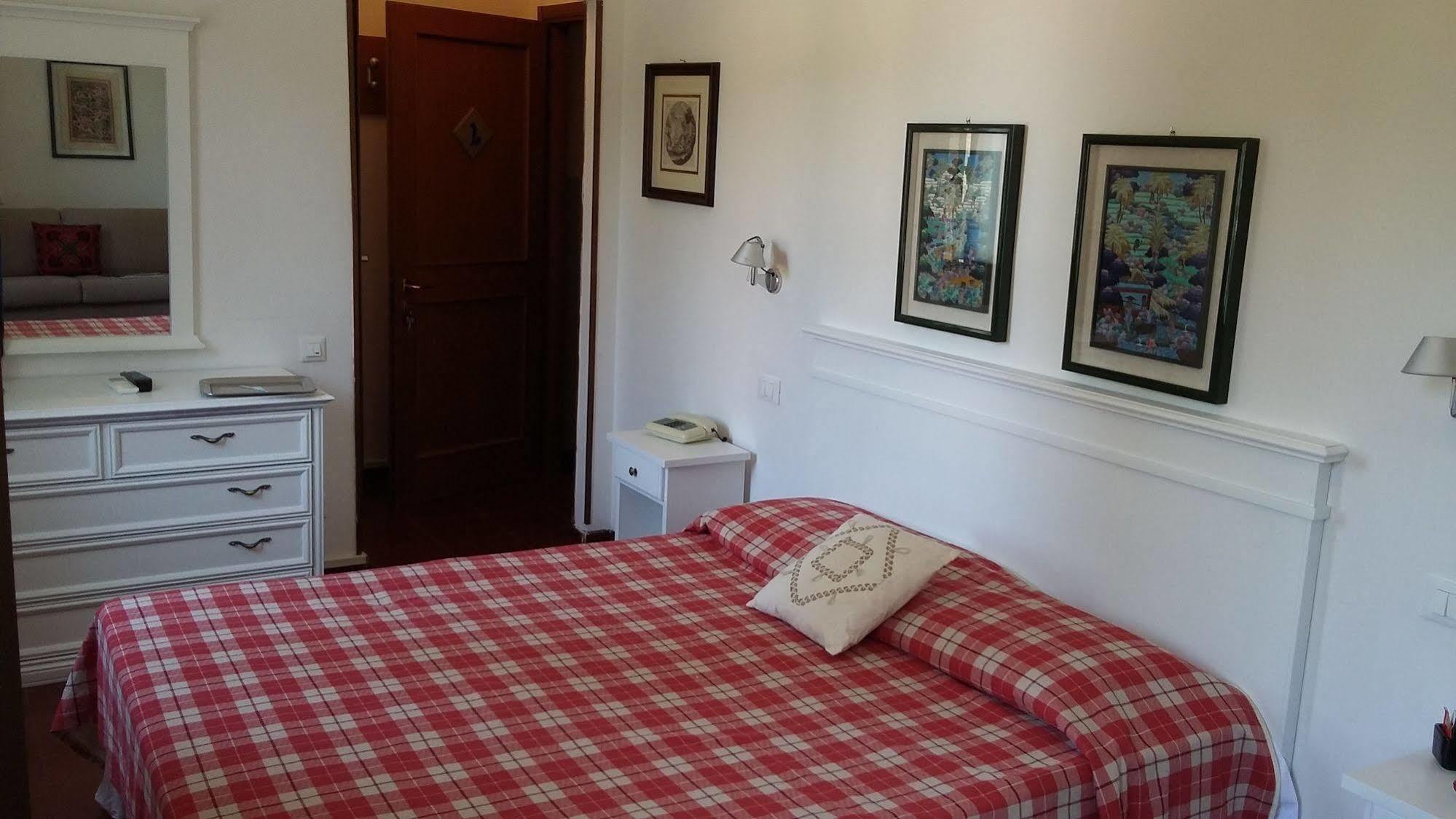 Hotel Porta Romana Di Luce Hotels Сієна Екстер'єр фото