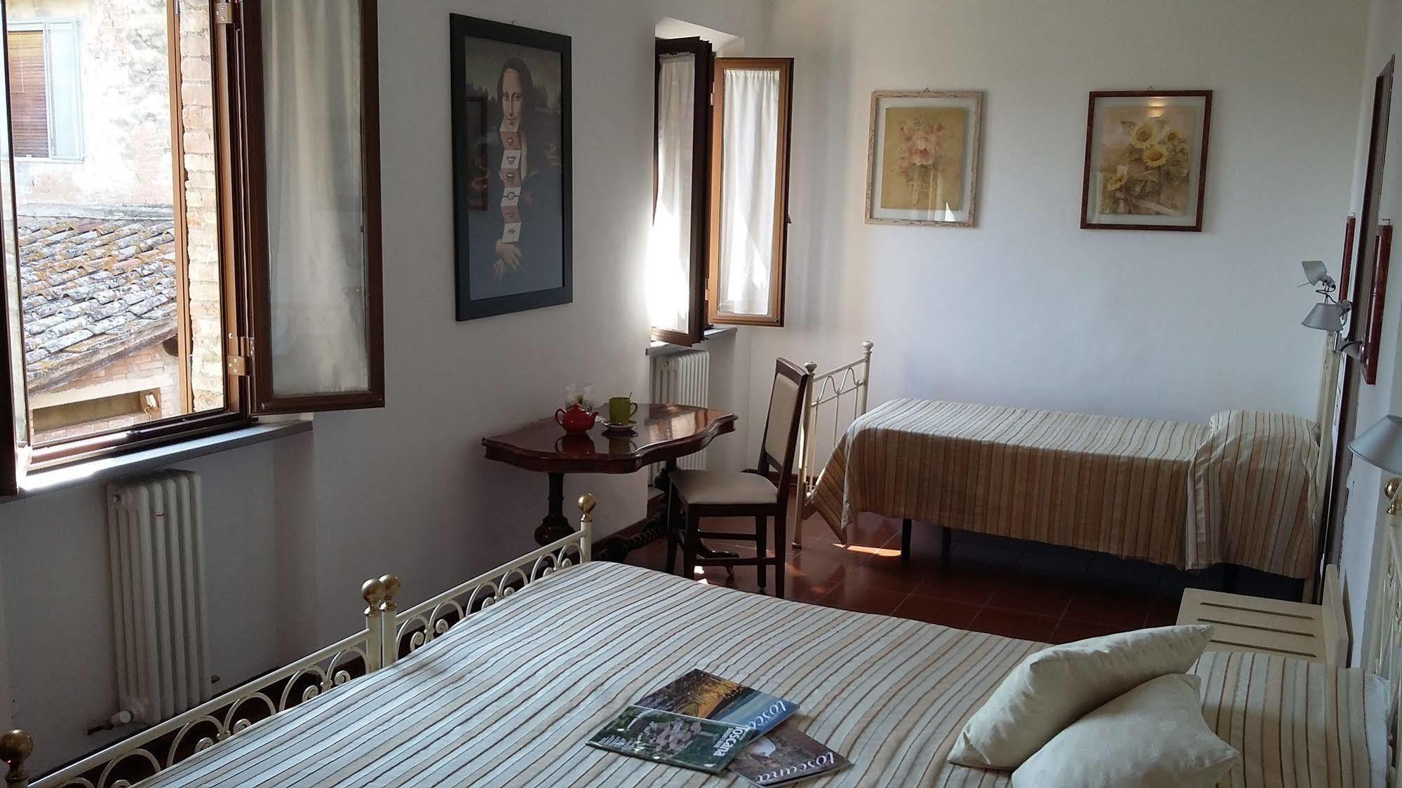 Hotel Porta Romana Di Luce Hotels Сієна Екстер'єр фото